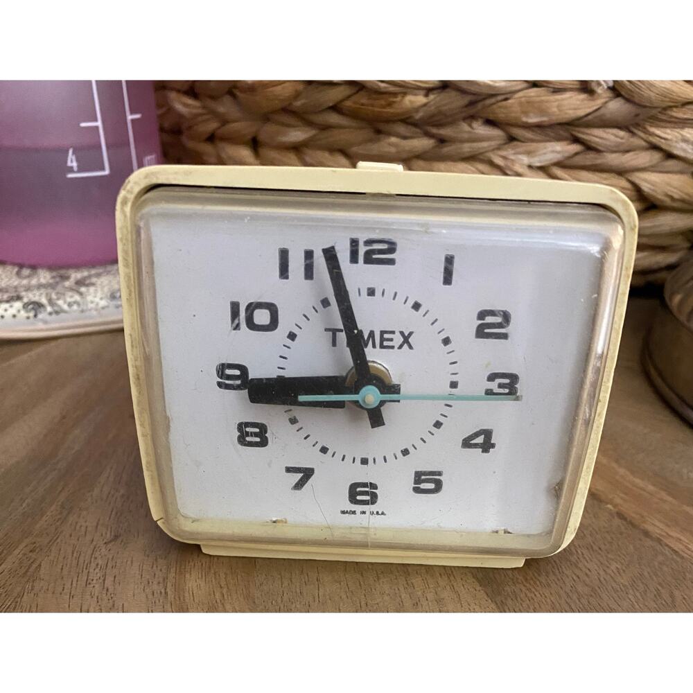 Vtg Timex Bedside Plastic Alarm Clock 1970s Made In The USA Tested & Works